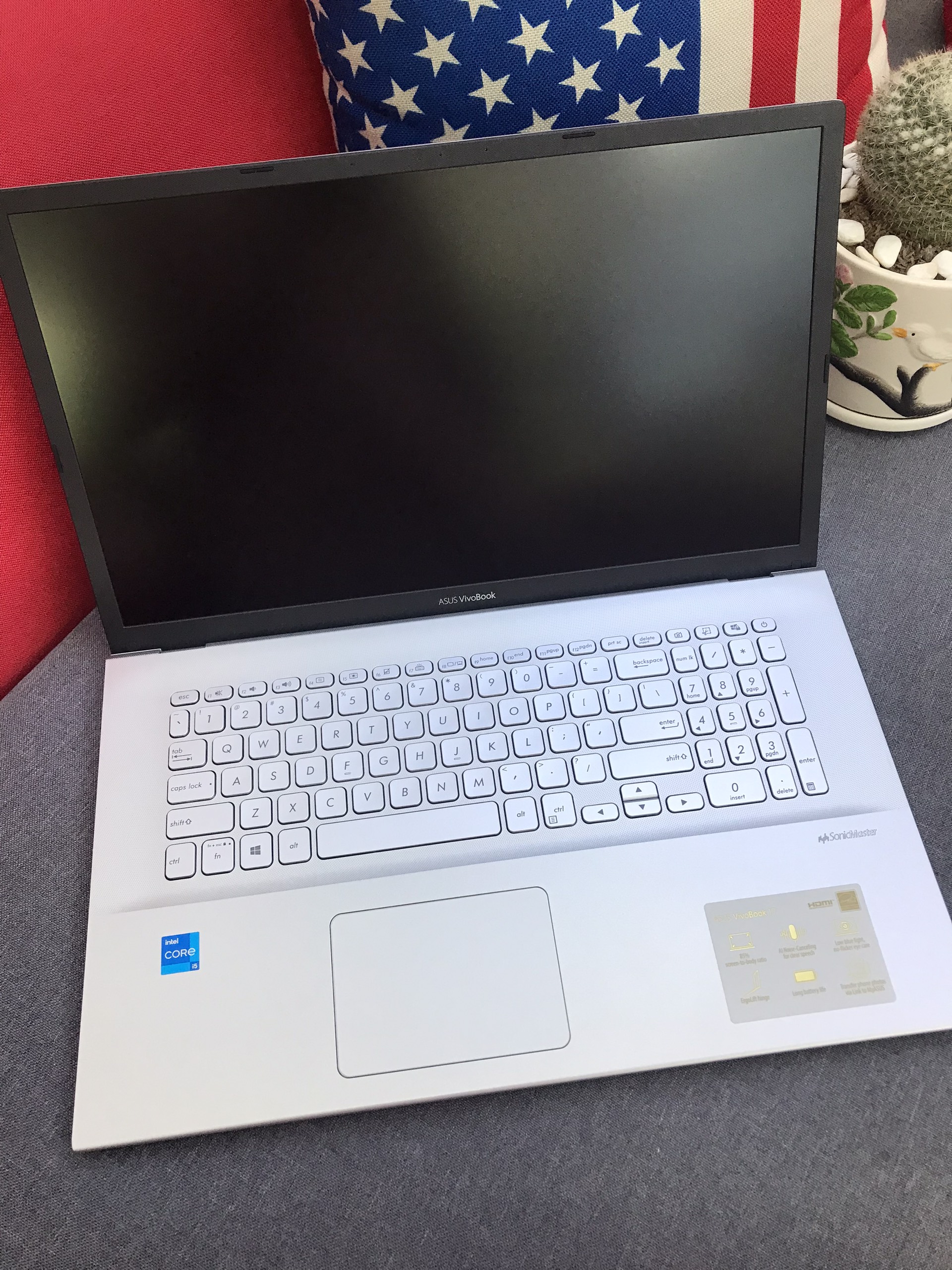 (Mới 100%) Asus VivoBook 17 K712E full box 17.3inch mỏng nhẹ